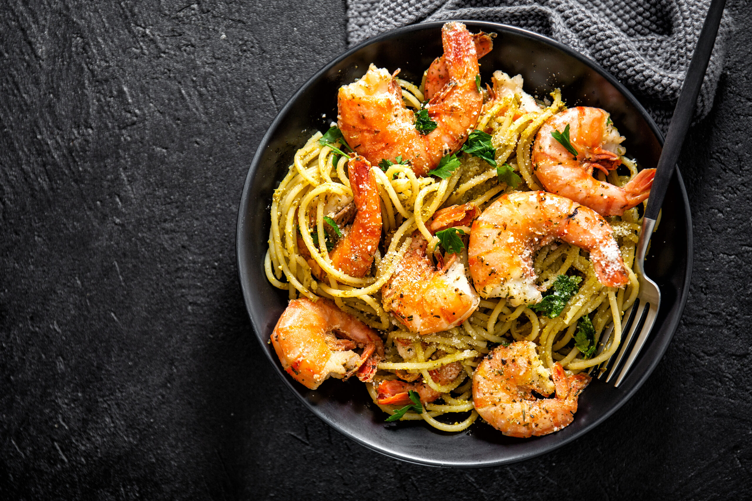 Scampi mit Pasta Aglio e Olio aus de Kieslich Gewürzmanufaktur